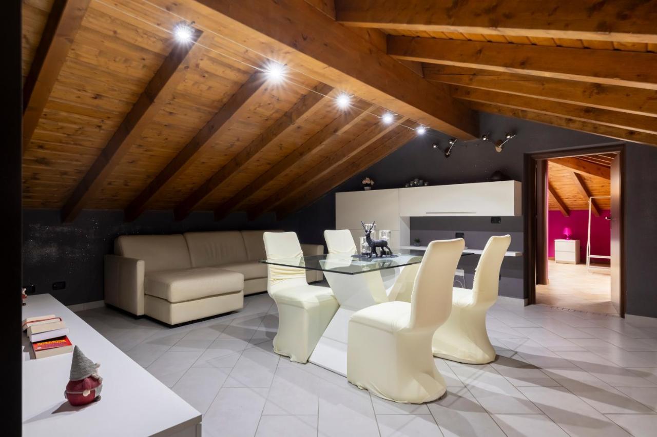 Leonardo Academy In 5' - Parcheggio Gratis - Laghi & Wi-Fi Apartment Сесто Календе Екстериор снимка